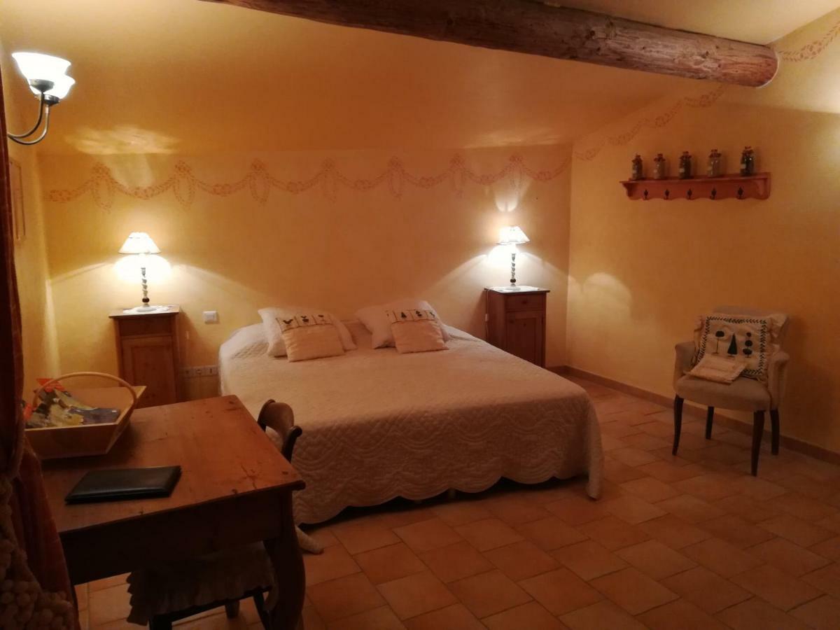 La Capucine Bed and Breakfast Lagnes Exterior foto